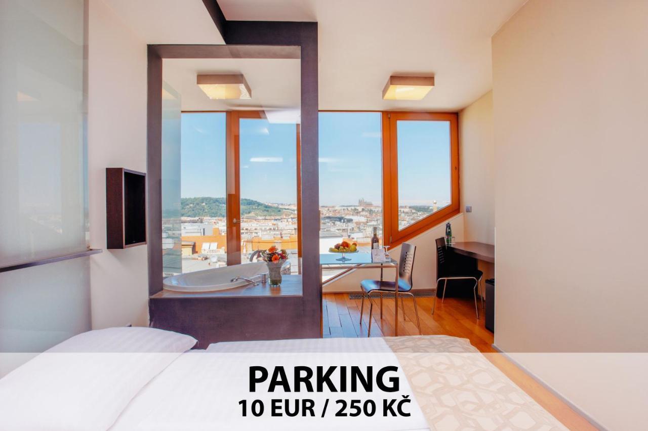 Wenceslas Square - Czech Leading Hotel Praag
