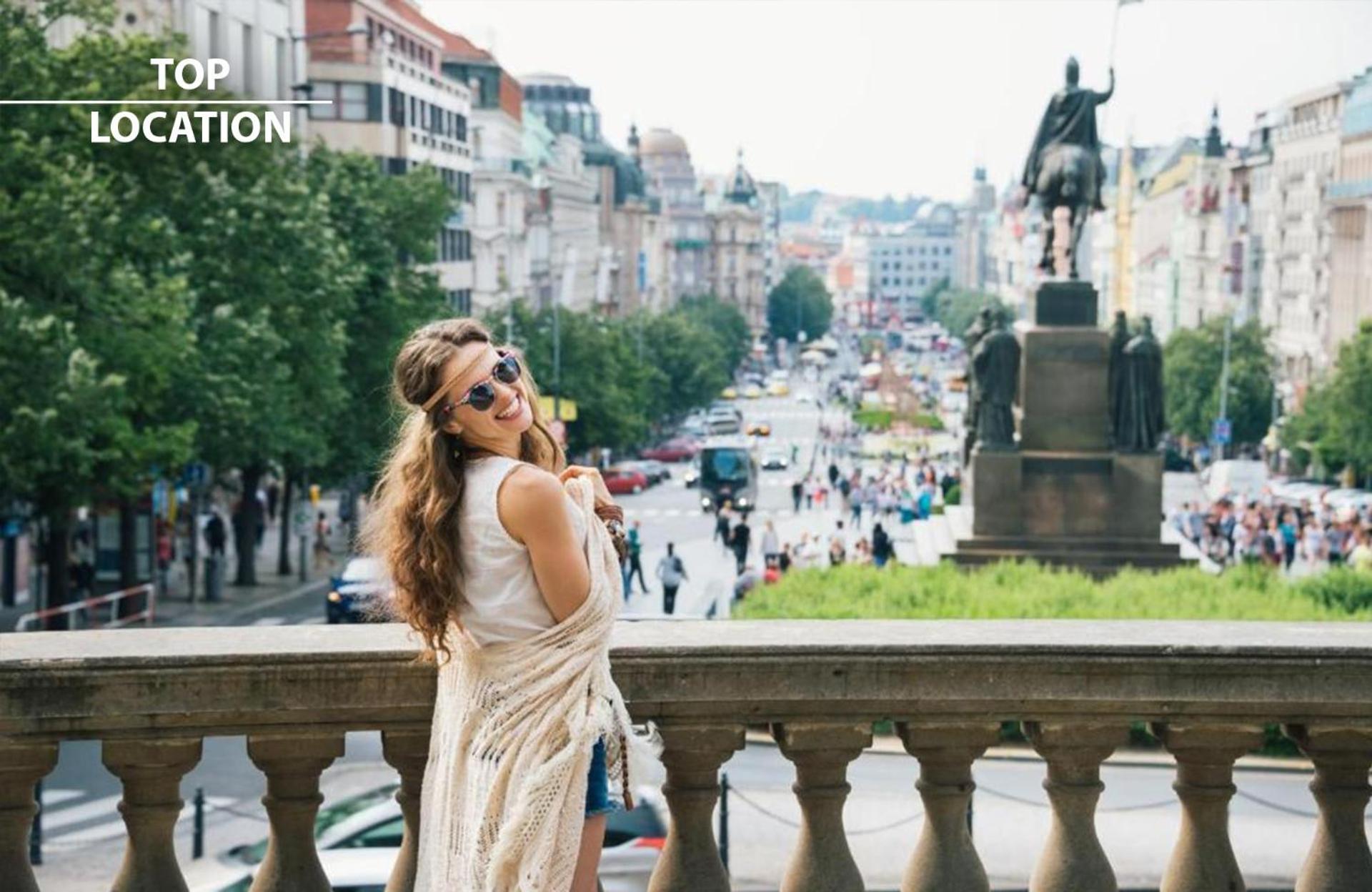 Wenceslas Square - Czech Leading Hotel Praag