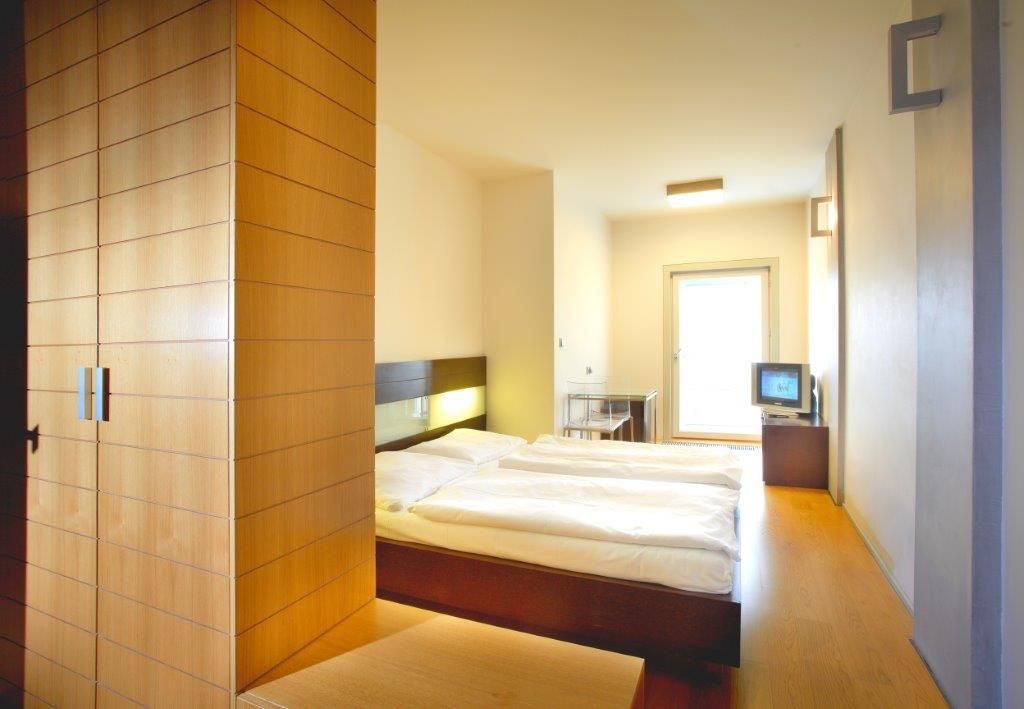 Wenceslas Square - Czech Leading Hotel Praag