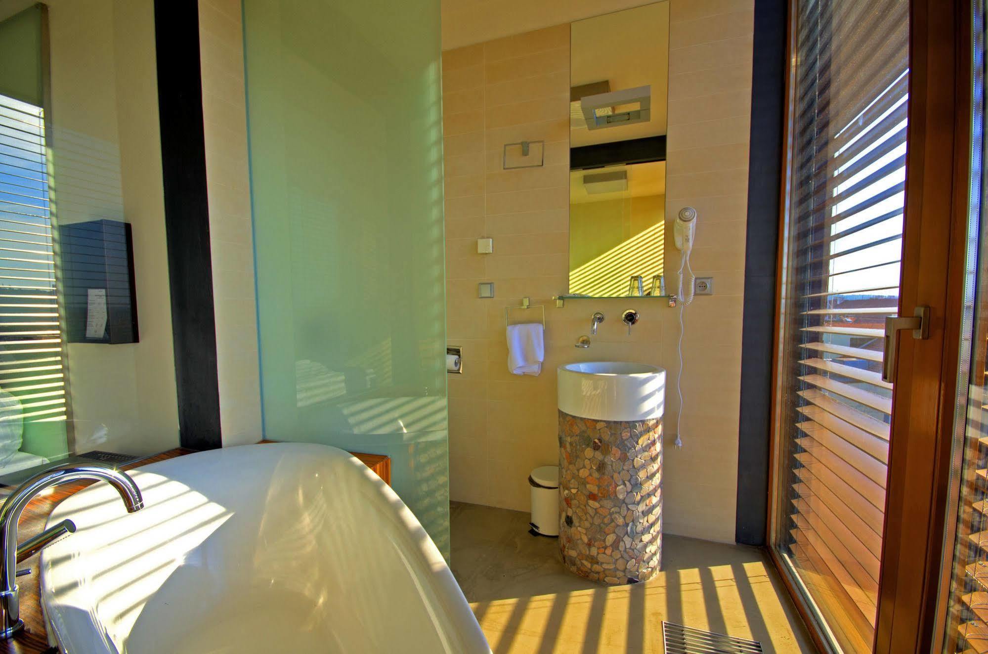 Wenceslas Square - Czech Leading Hotel Praag